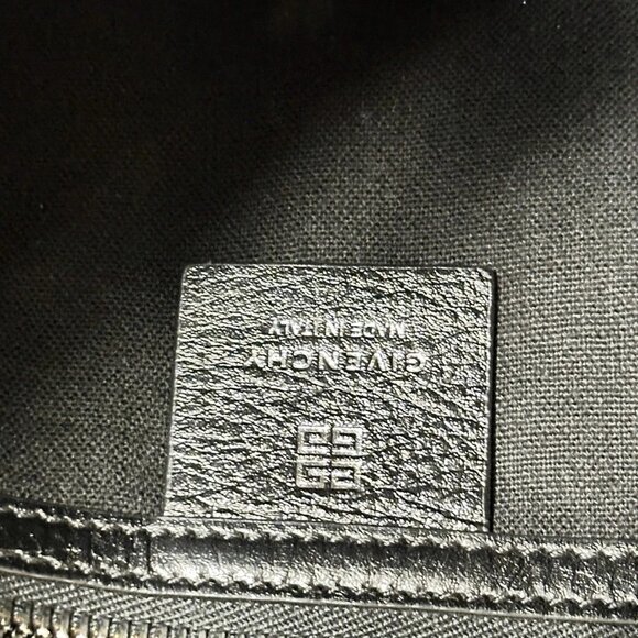 Givenchy Medium Voyou In Shiny Leather Black - Picture 5 of 9